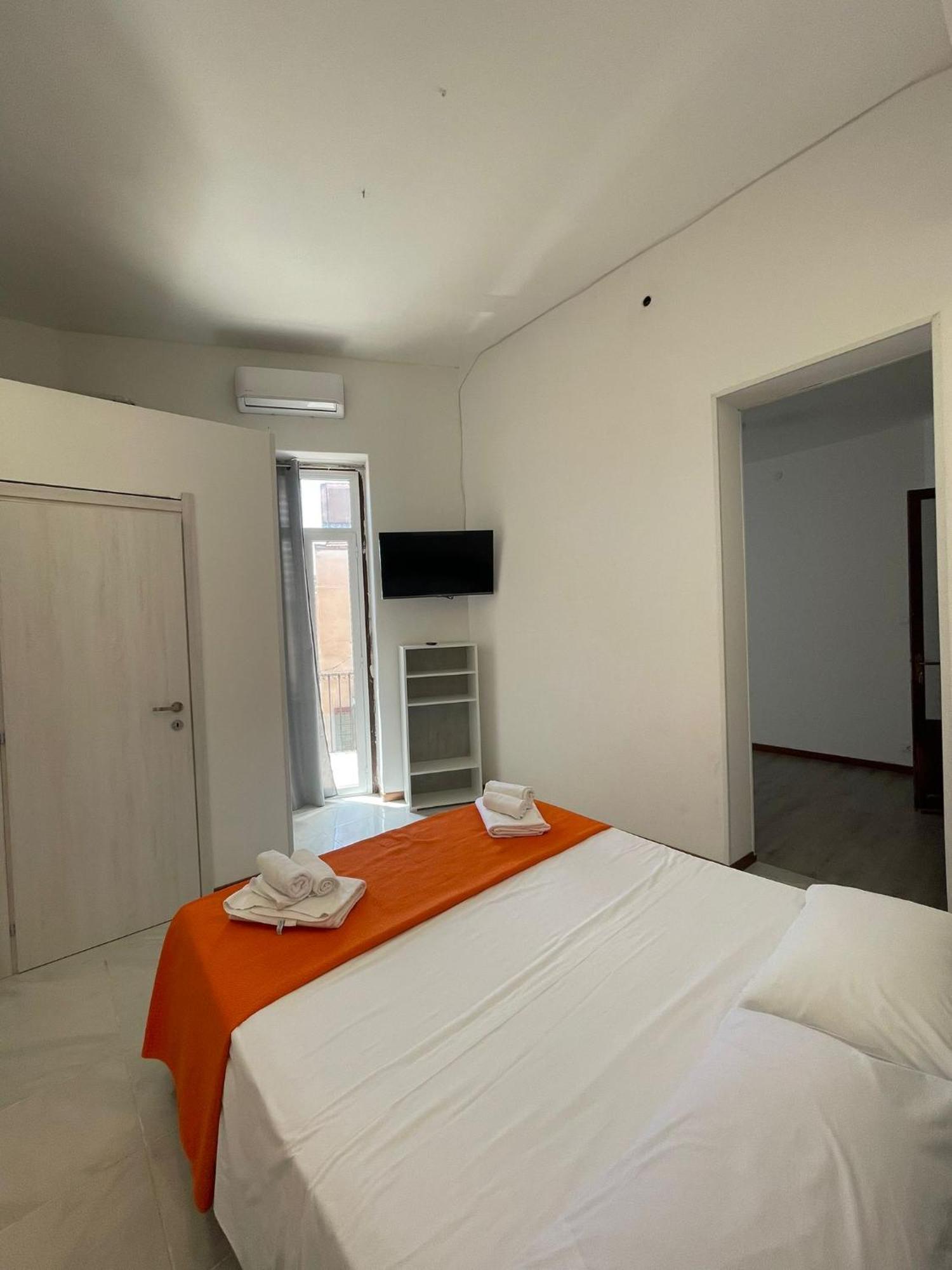 Guest House Bosco Palermo Bagian luar foto