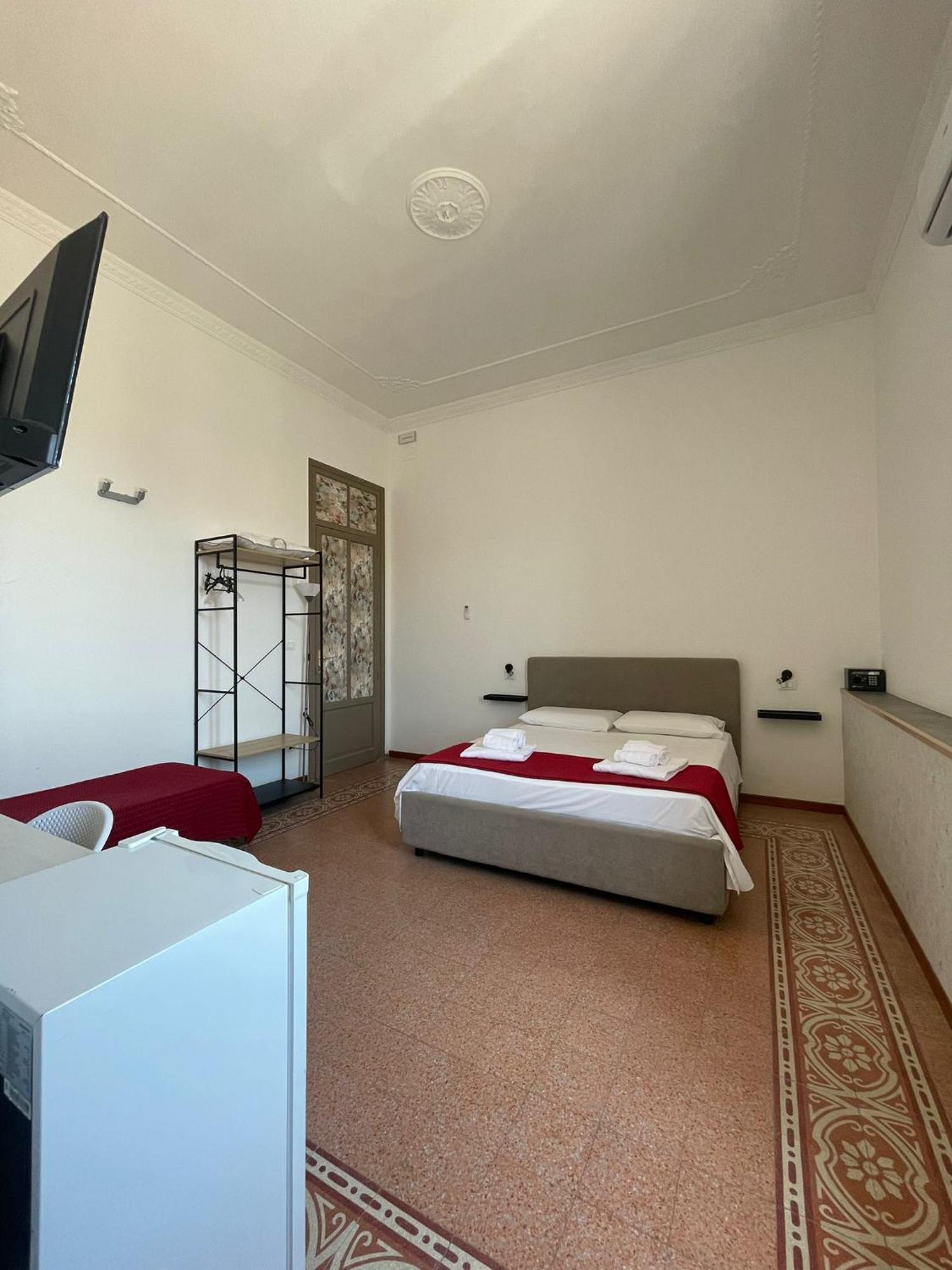 Guest House Bosco Palermo Bagian luar foto