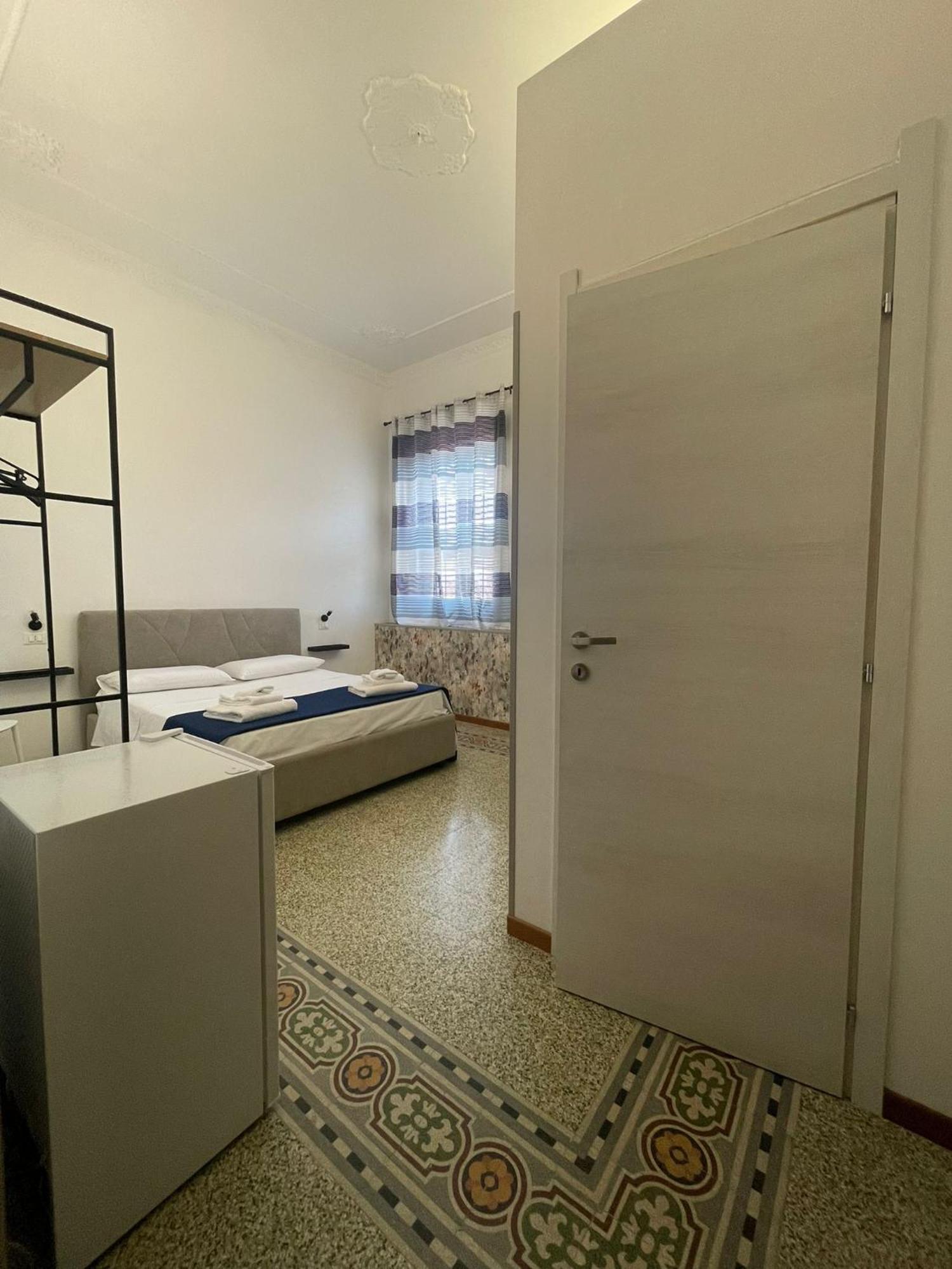 Guest House Bosco Palermo Bagian luar foto