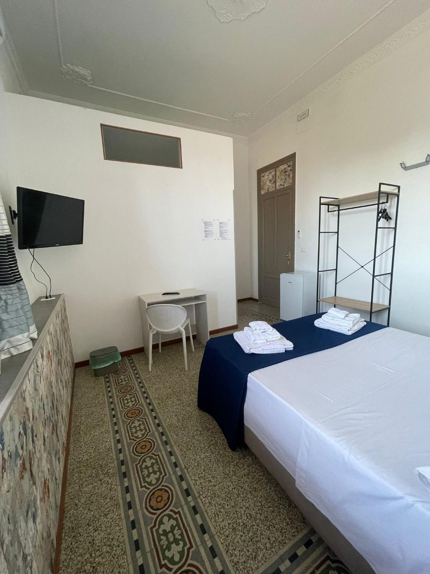 Guest House Bosco Palermo Bagian luar foto